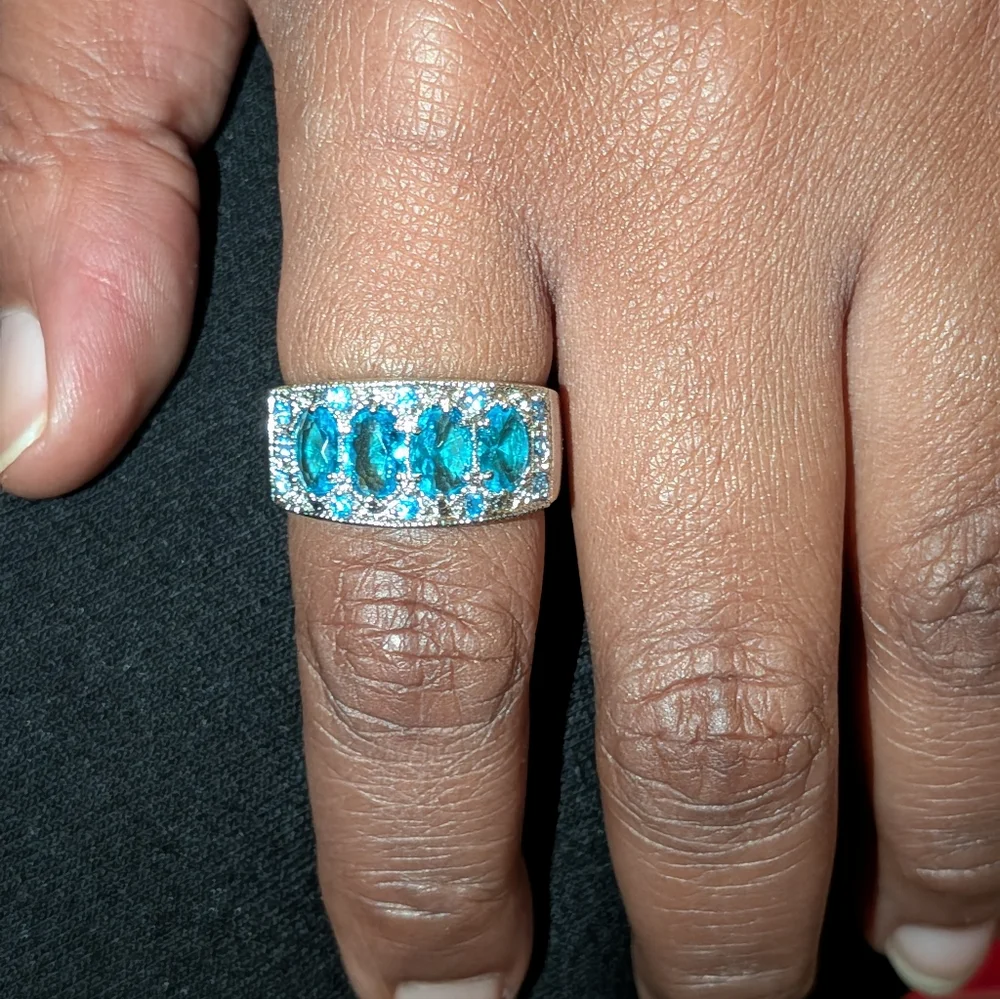 Elegant Blue Gemstone Silvery Chunky Ring Sz 8
